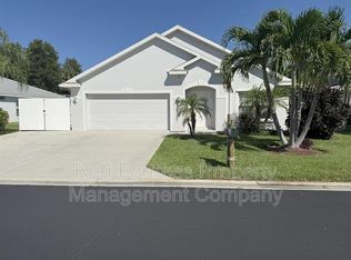 15570 Beach Pebble Way, Fort Myers, FL 33908