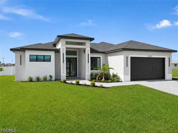1321 NE 17th Terrace Cpe, Coral, FL 33909