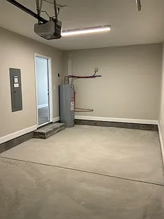 1 Car Garage