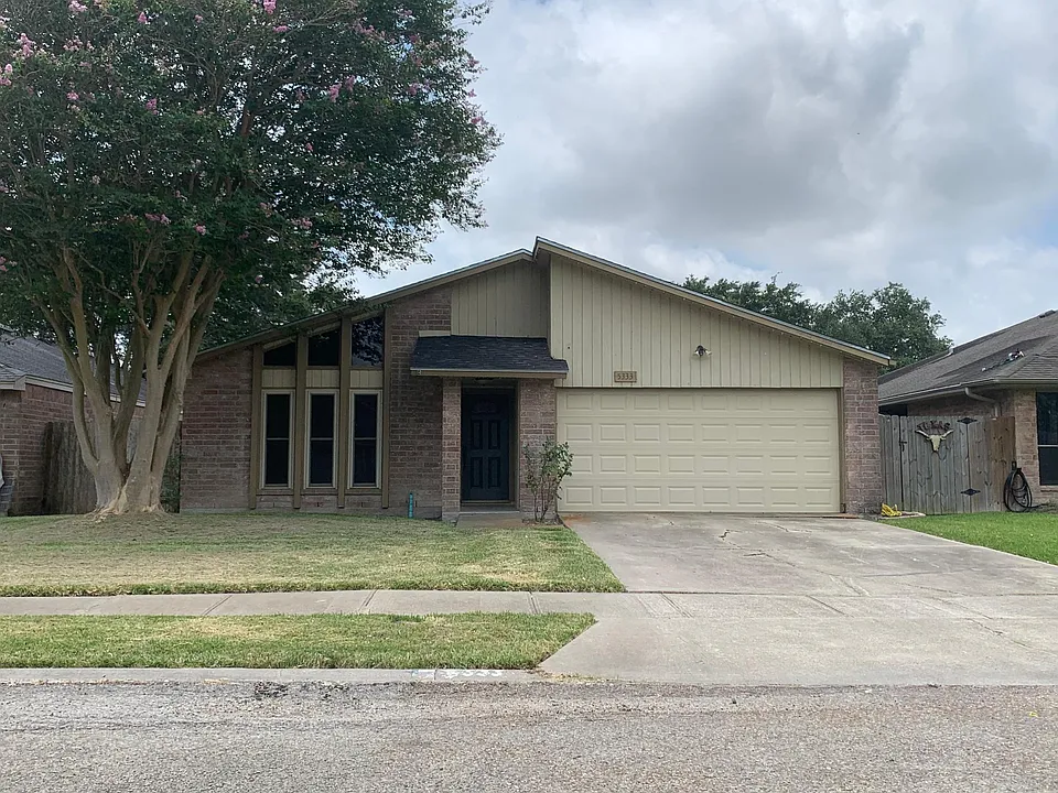 5333 Gateridge Dr