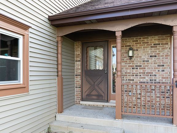 2nd image of 503 Farmhill Cir