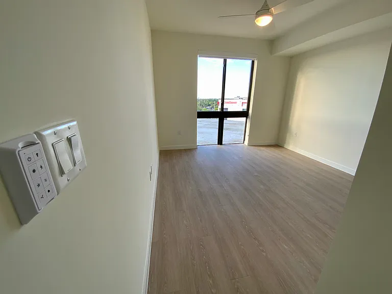 2565 NE 190th St #3 — Photo 20