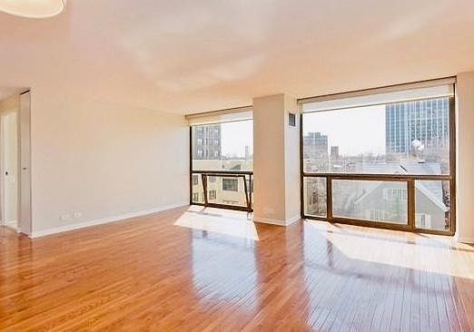 1st image of 4343 N Clarendon Ave APT 407