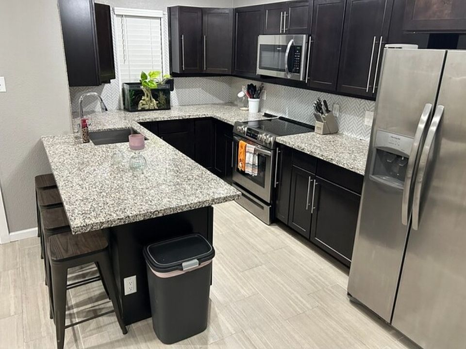 1st image of 2220 W Dora St APT 104
