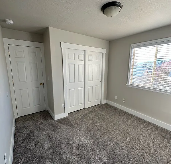 4961 W Buffalo Ct — Photo 3