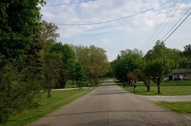2nd image of 5587 Pepperidge Rd
