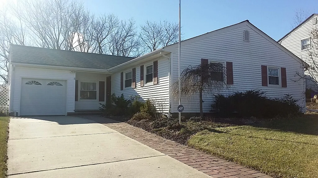6 Wick Dr photo 1