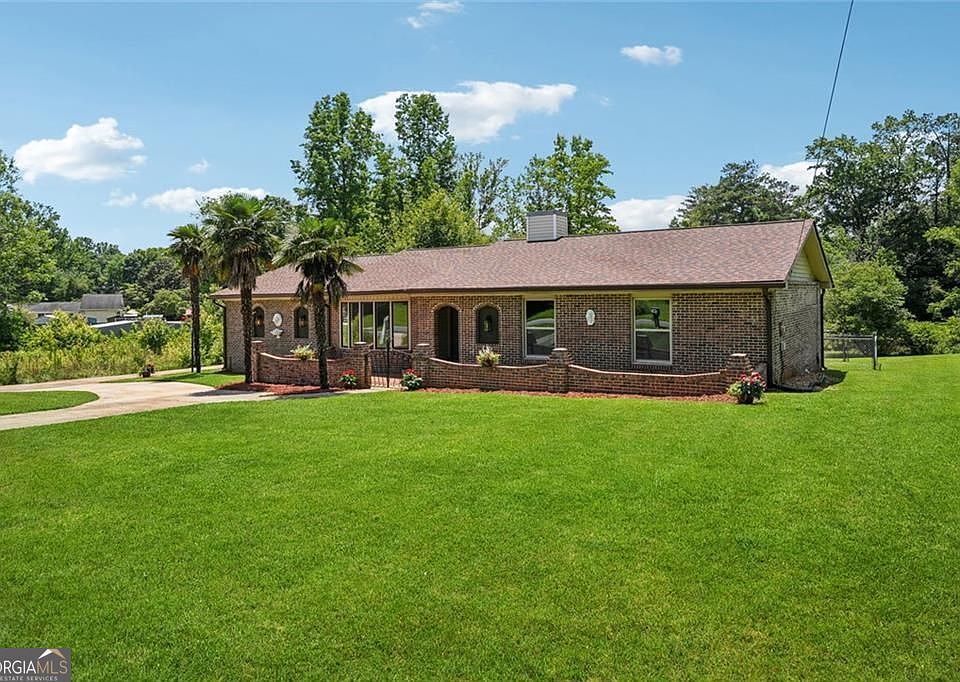 1st image of 12 Windsor Way