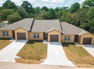 108 S Kanaio B Dr #B, Bastrop, TX 78602