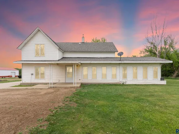 46930 224th St, Colman, SD 57017