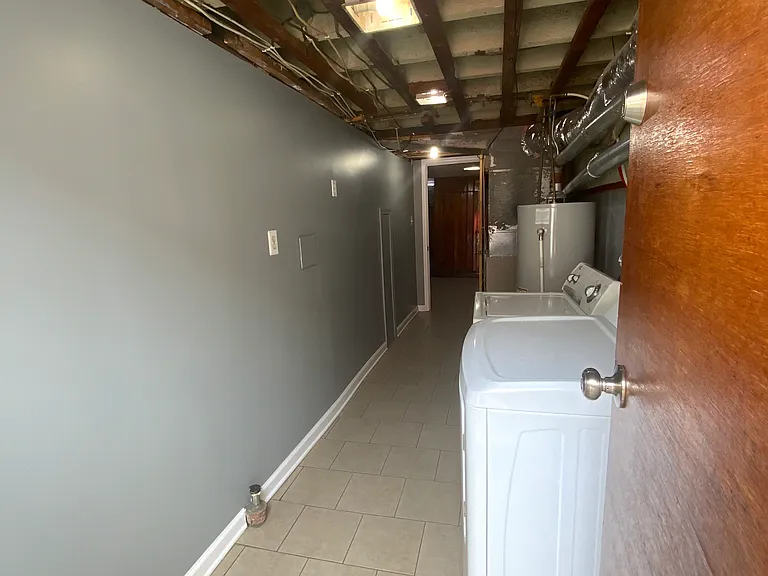 2545 S Bellford St — Photo 77