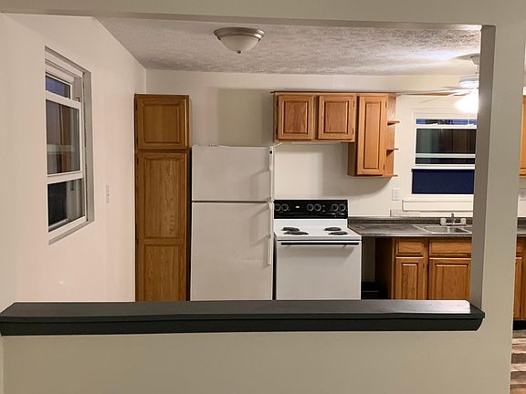 4th image of 519 E Main St APT 2