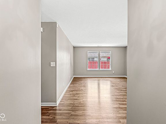 4th image of 12148 Bearsdale Dr