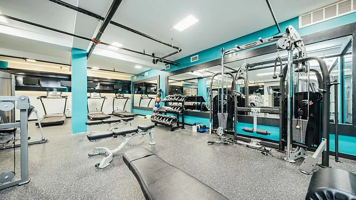 Rented by Nooklyn NYC LLC | media 32