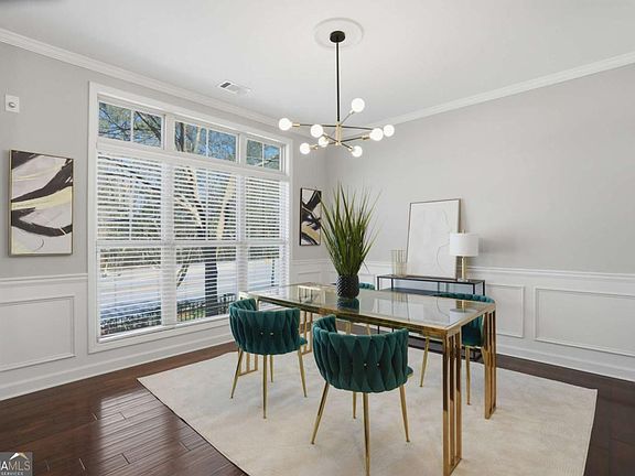 2nd image of 1221 Lavista Rd NE