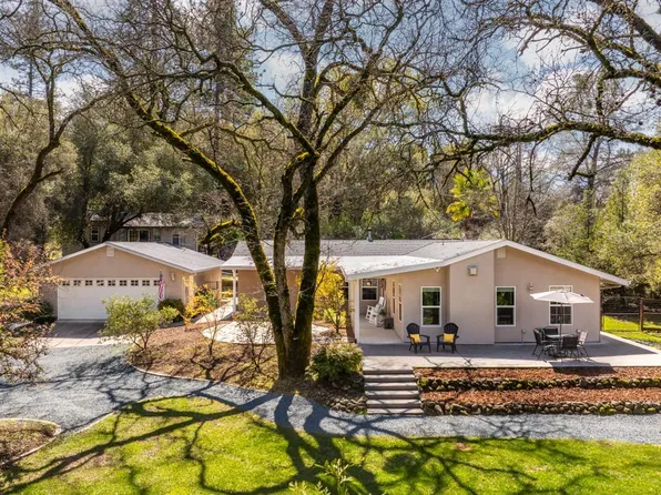 19307 Penn Valley Dr, Penn Valley, CA 95946