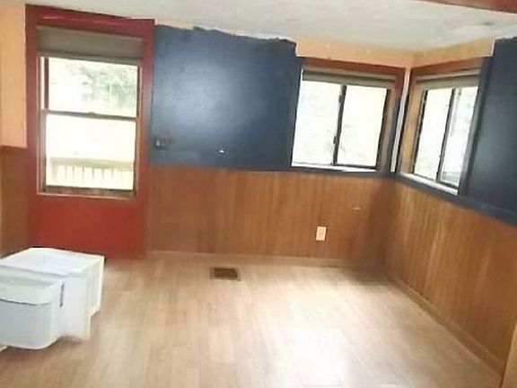 Formal Dining