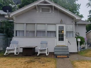 877 Ada Ave, Muskegon, MI 49442