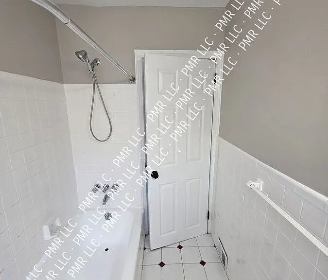 4344 Vista St #1 — Photo 22