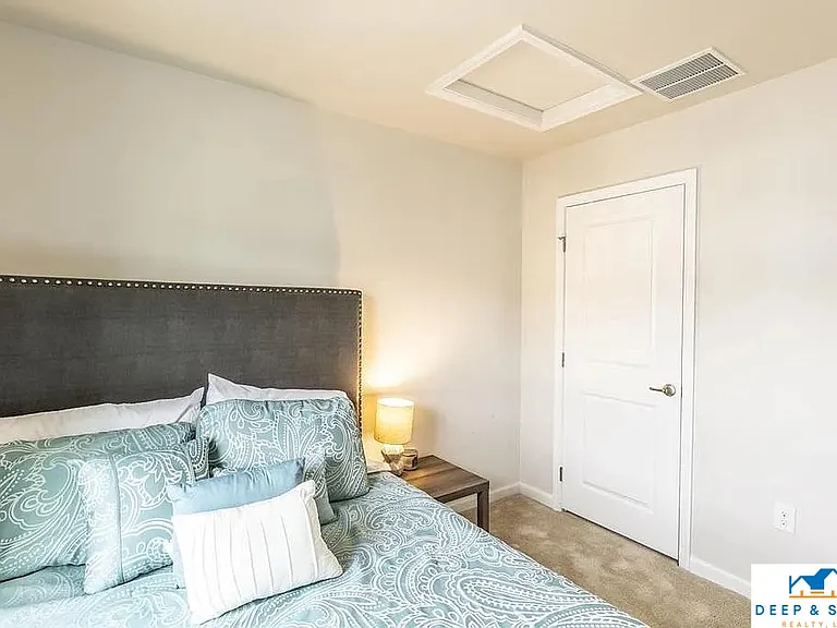 2033 Elm Tree Ct #1 — Photo 16