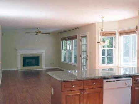 4th image of 4275 Pine Vista Blvd