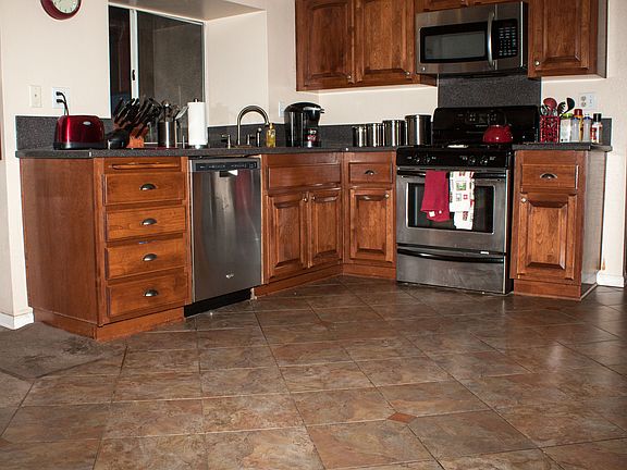 4th image of 7798 Longs Peak Dr