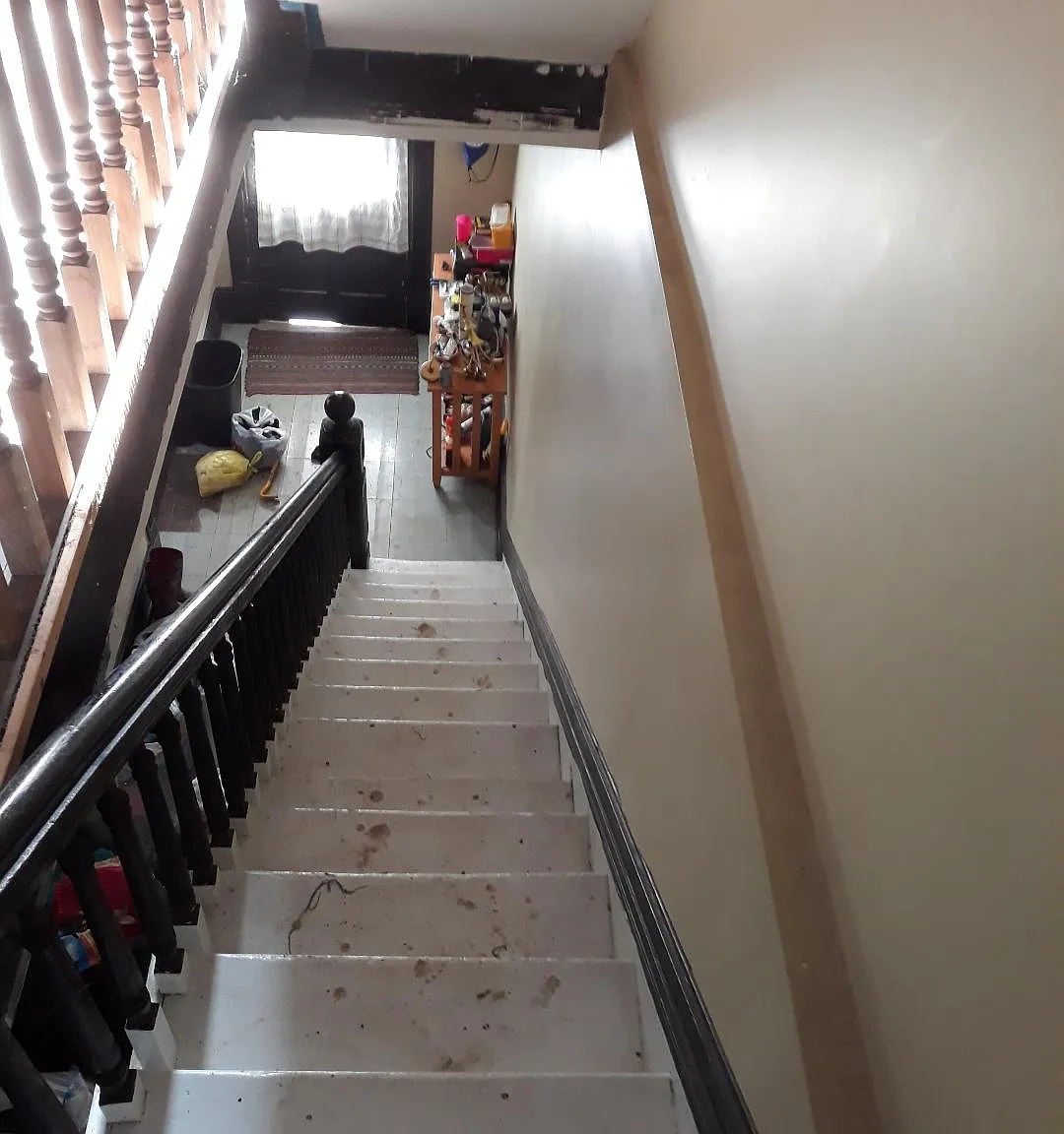 6 bed, 3800 sqft, $800 — Photo 3