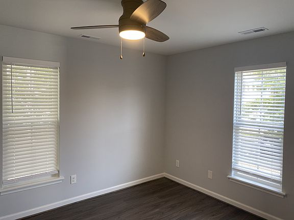 4th image of 4323 Eleanors Way