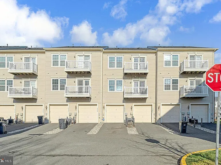 24652 Hutchinson Farm Dr #3D — Photo 27