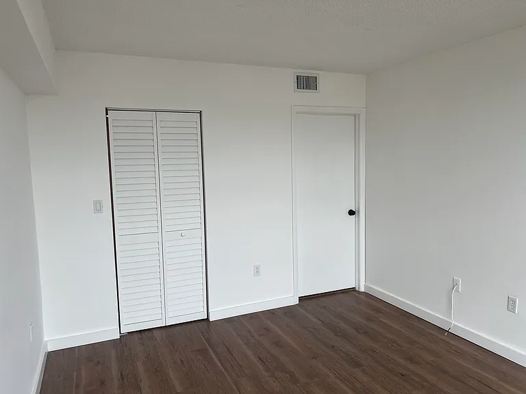 2055 SW 122nd Ave #219 — Photo 9