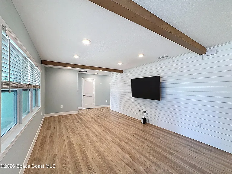 1707 Shore Dr — Photo 13