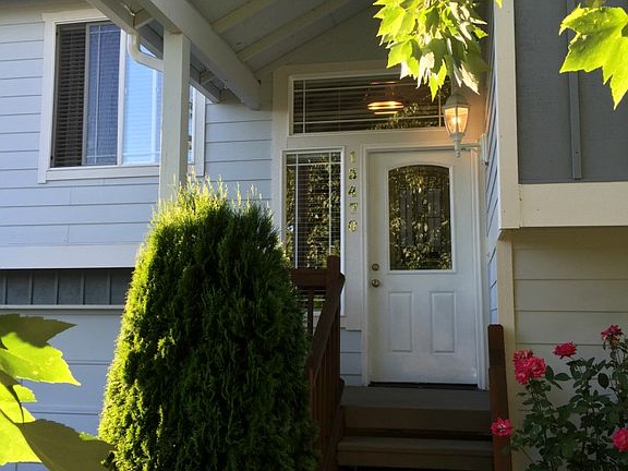 2nd image of 13470 NE 135th St