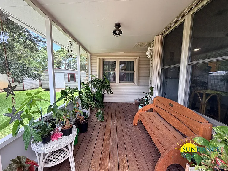 541 E Timberlake Dr — Photo 24
