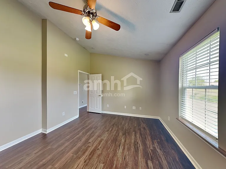 12232 Meadowfield Cir — Photo 8