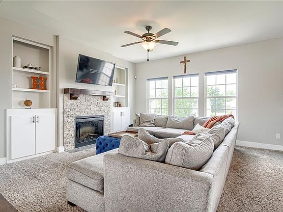 5th image of 12435 Parkview Ave