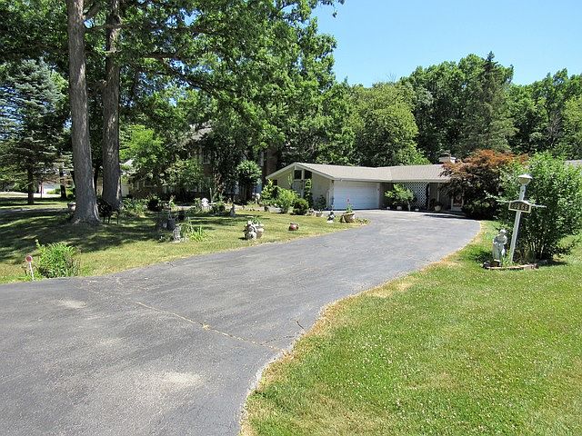 1st image of 20868 Greenwood Dr