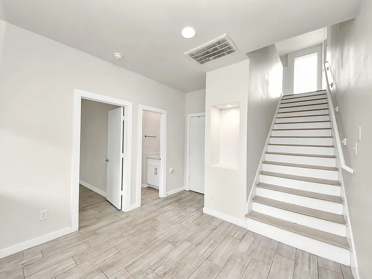 4228 Bellfort St — Photo 18