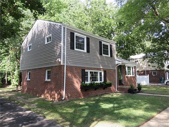 4th image of 9300 Minna Dr