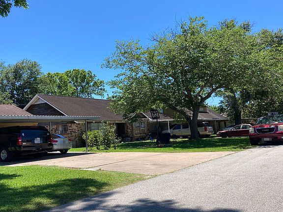 3rd image of 2518 Pickerton Dr