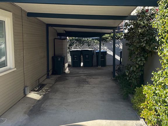 carport for one vehicle