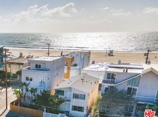 6517 Pacific Ave, Playa Del Rey, CA 90293