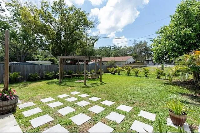3 bed, 1508 sqft, $2,500 — Photo 3