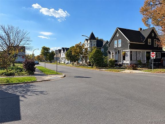 3rd image of 304 Massachusetts Ave Lot 22