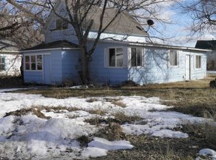 118 2nd Ave S, Wibaux, MT 59353