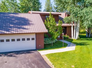 1930 W Cinnamon Teal Rd, Jackson, WY 83001