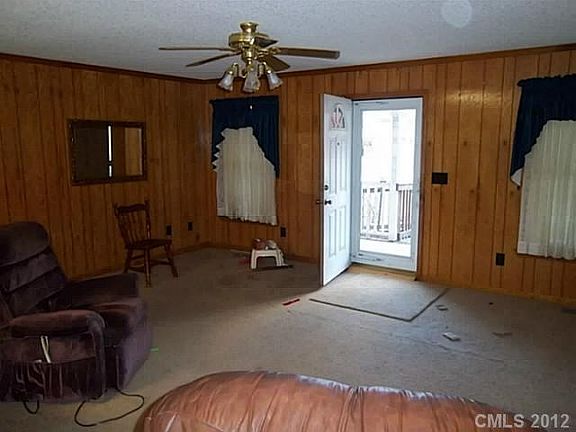 5th image of 2591 Bernice Dr