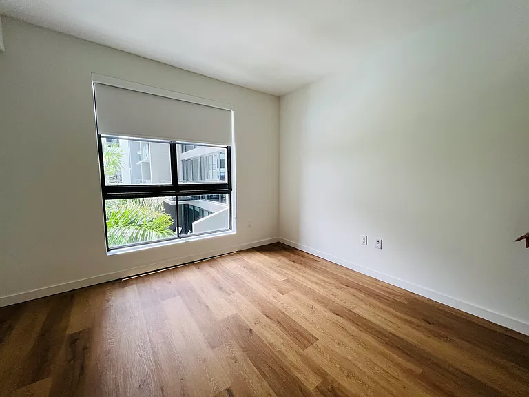 1654 NE 124th St #233 — Photo 13