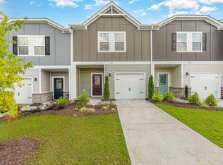276 Brook Farm Ln, Fuquay Varina, NC 27526