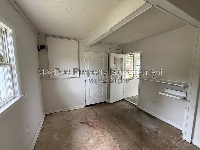 1013 Terrace St — Photo 25