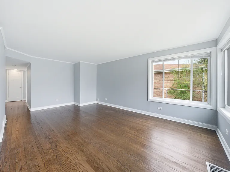 14424 University Ave — Photo 3